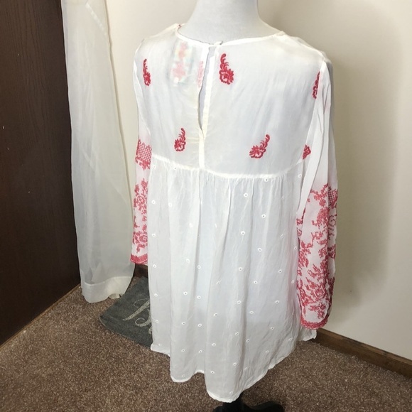 Johnny Was white and red floral boho top size small - Picture 5 of 9